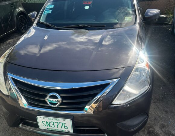 Nissan Versa Sedan