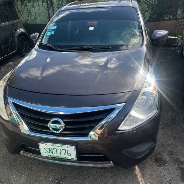 Nissan Versa Sedan